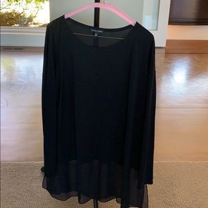 Elegant black long sleeve tunic